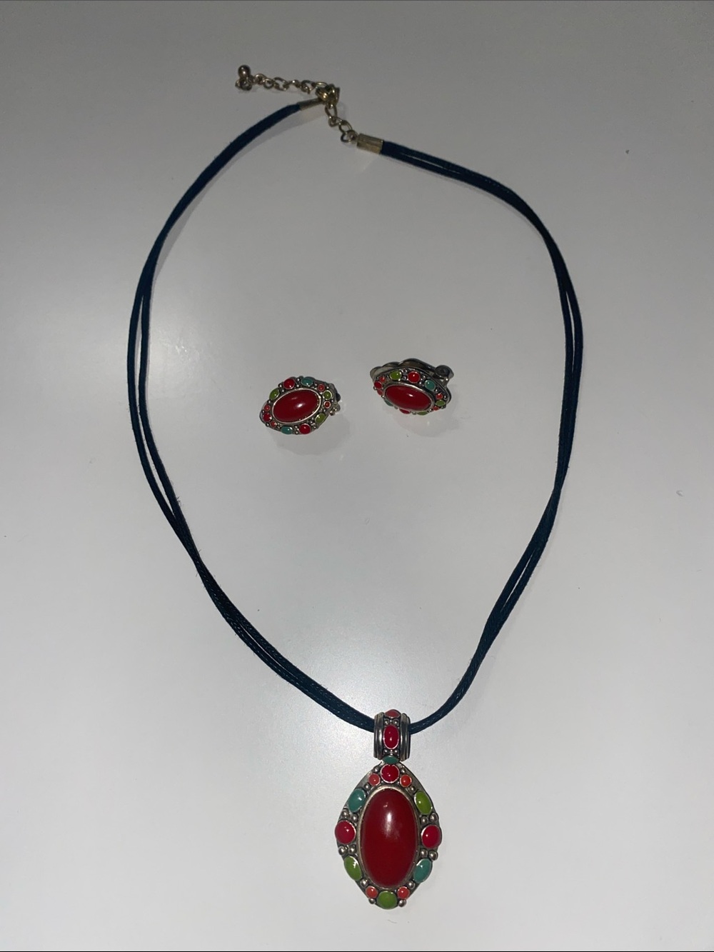 Red Stone Pendant Necklace and Earrings Set - Women Jewelry